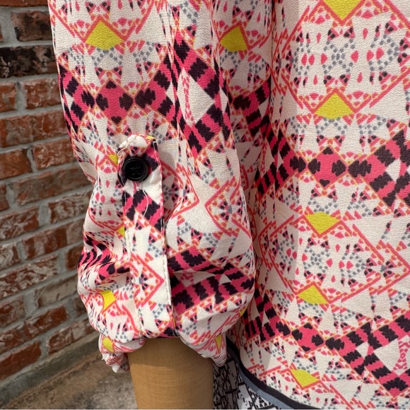 Anthropologie HD in Paris Red and Pink Blouse / 2 / Excellent condition - Picture 8 of 17